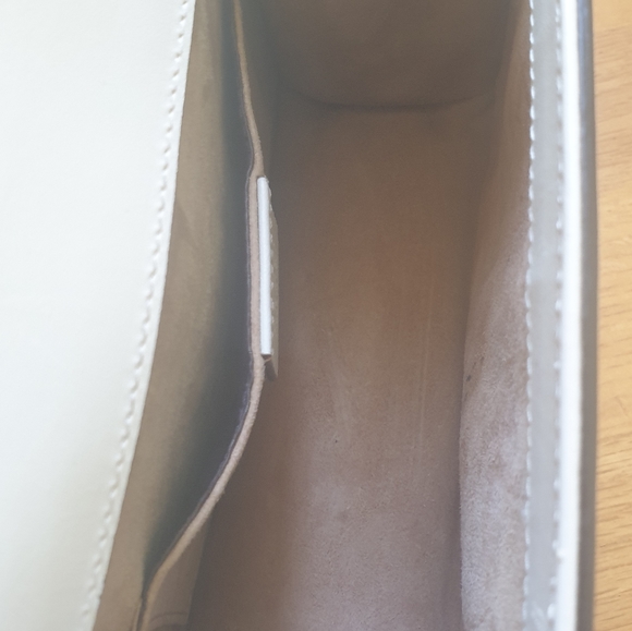 Host pick 💎 Price slashed Gucci sylvie mini handbag 👜 - Picture 12 of 12